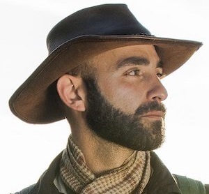 Coyote Peterson Wiki, Age, Married, Wife, Daughter, Family, Net Worth